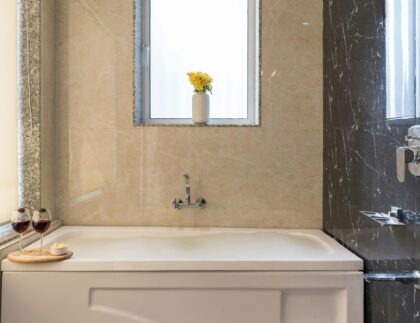 Jak samodzielnie wyczyścić jacuzzi w 2025 roku